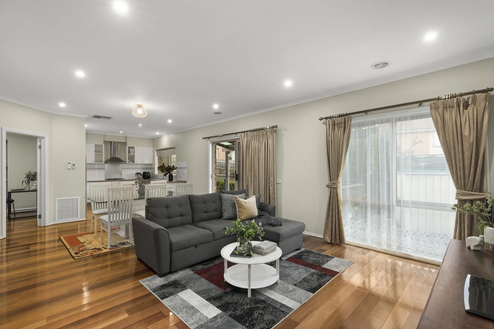 Additional image 4 of 10 Peakview Drive, Viewbank VIC 3084