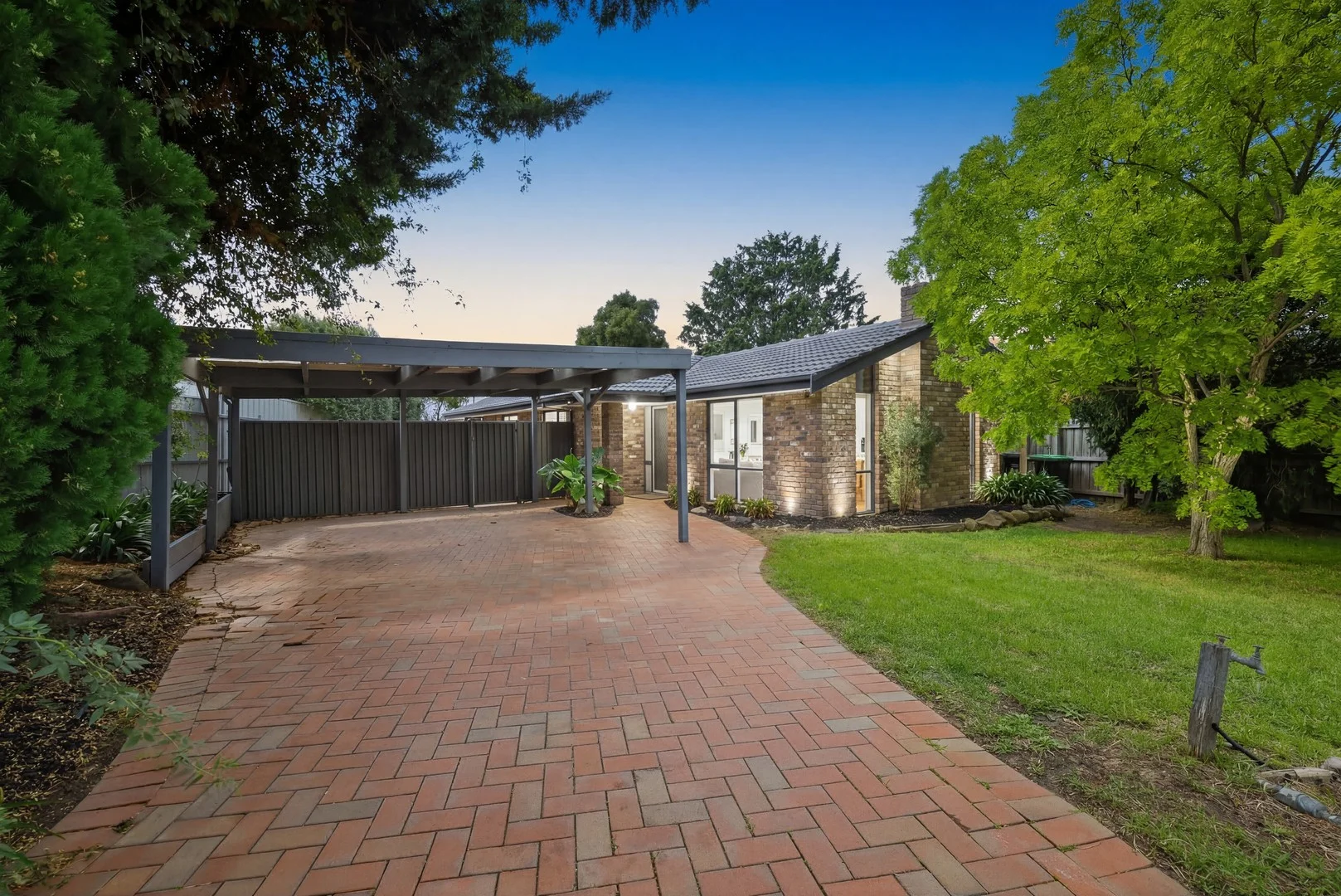1 Kingsley Drive, Sunbury VIC 3429