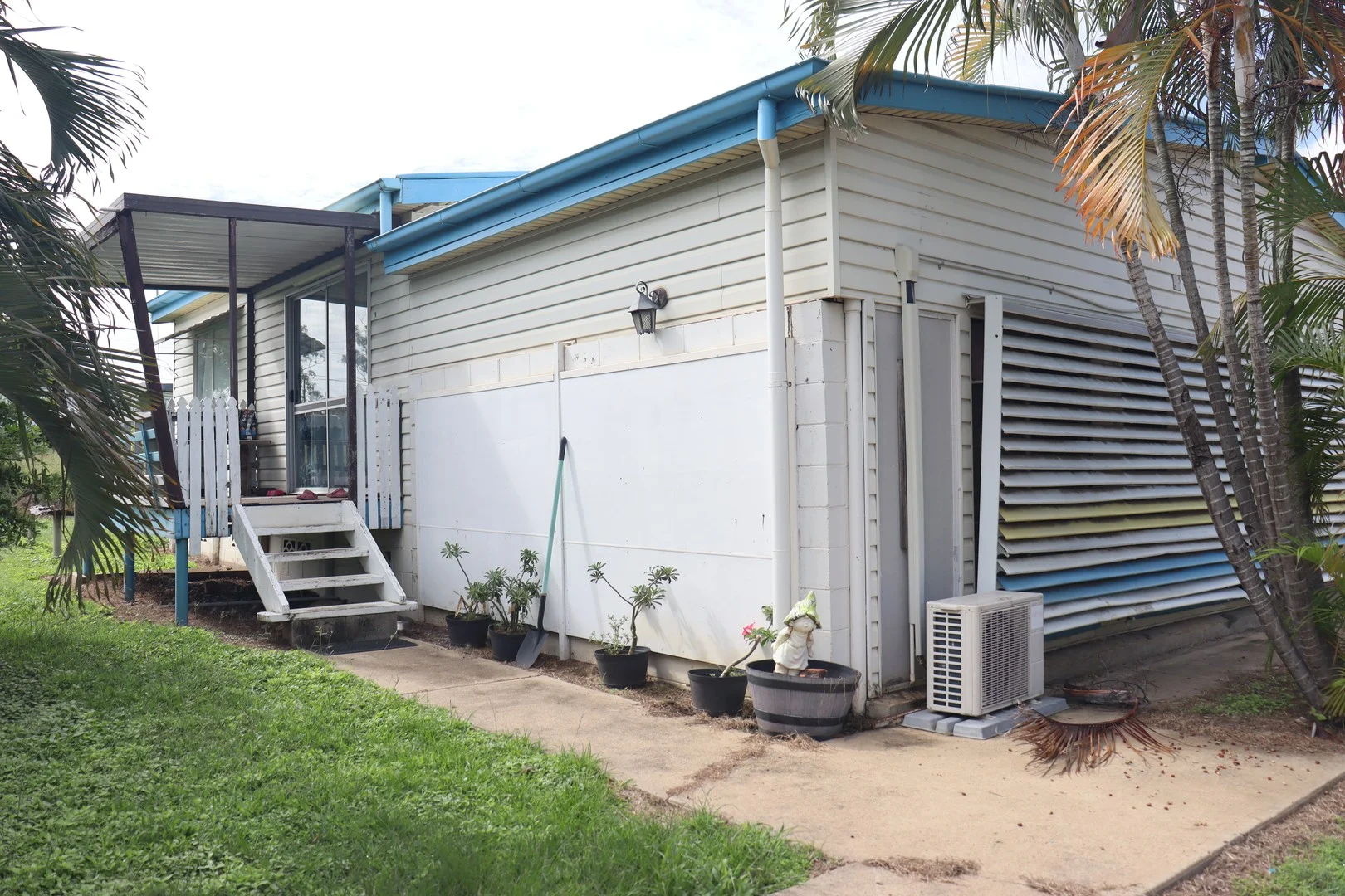 5 Railway Road, Collinsville QLD 4804