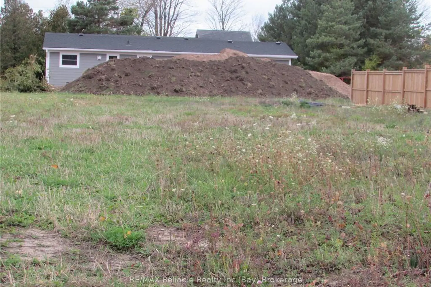 Additional image 2 of 28 Thimbleweed Drive