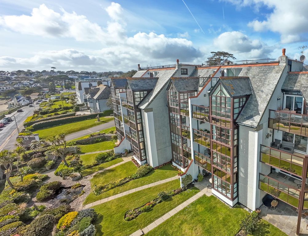 3 bed flat for saleFalmouth, Cornwall TR11 photo 3