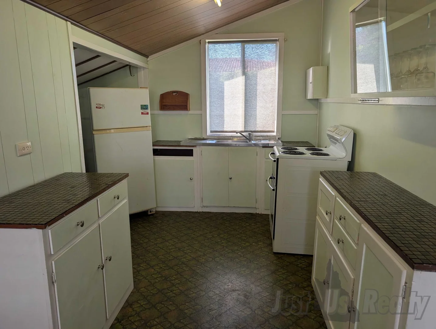 Additional image 6 of 44 Bathurst Street, Elliott Heads QLD 4670