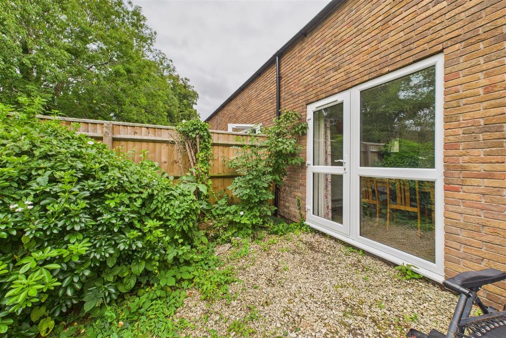Additional image 24 of 3 bed semi-detached house for saleShaplands, Stoke Bishop, Bristol BS9