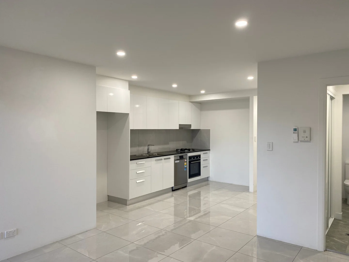 Additional image 4 of 225/3-5 Spinnaker Drive, Sandstone Point QLD 4511