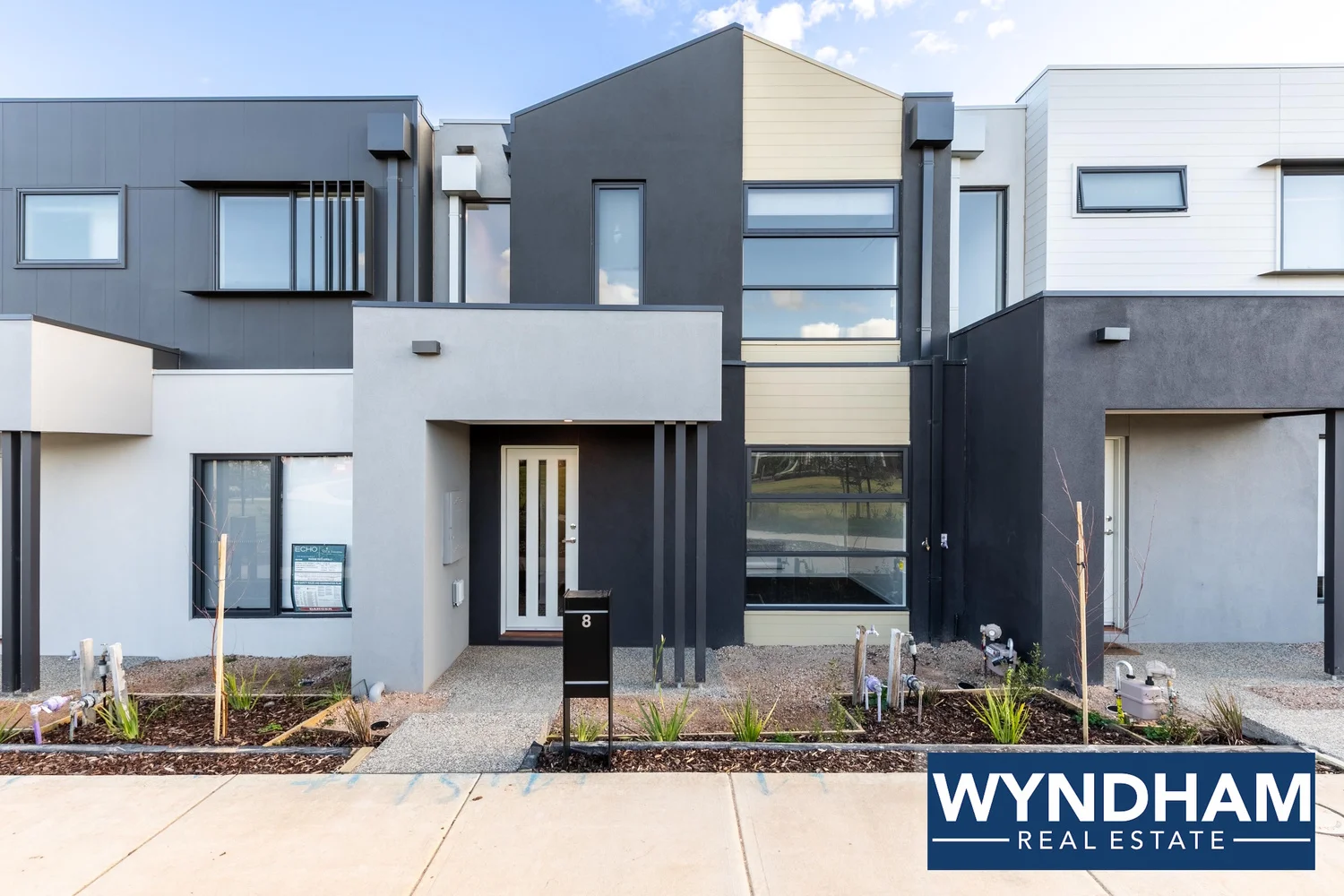 8 Arbory Walk, Wyndham Vale VIC 3024