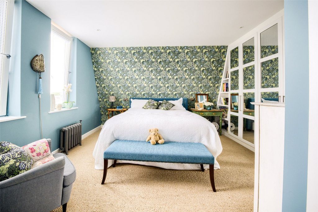 Additional image 5 of 2 bed flat for sale21-23 St. Pauls Square, Jewellery Quarter, Birmingham, West Midlands B3