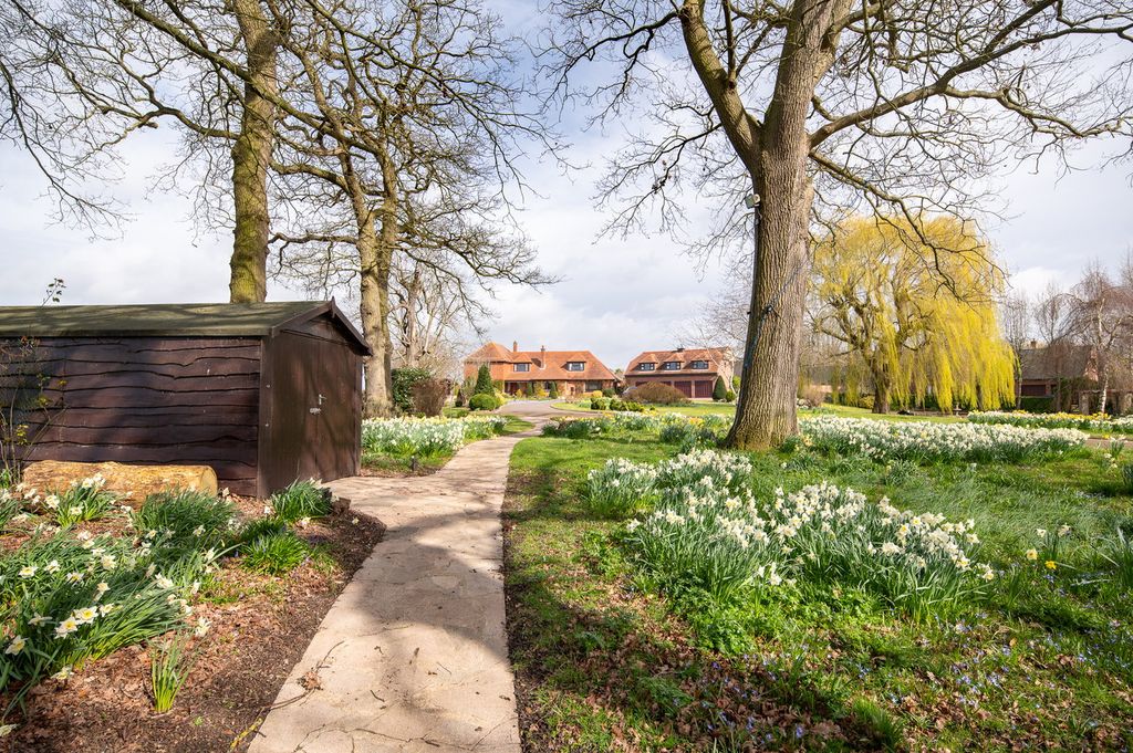 Additional image 40 of 5 bed detached house for saleWestfield Road, Oakley, Bedfordshire MK43