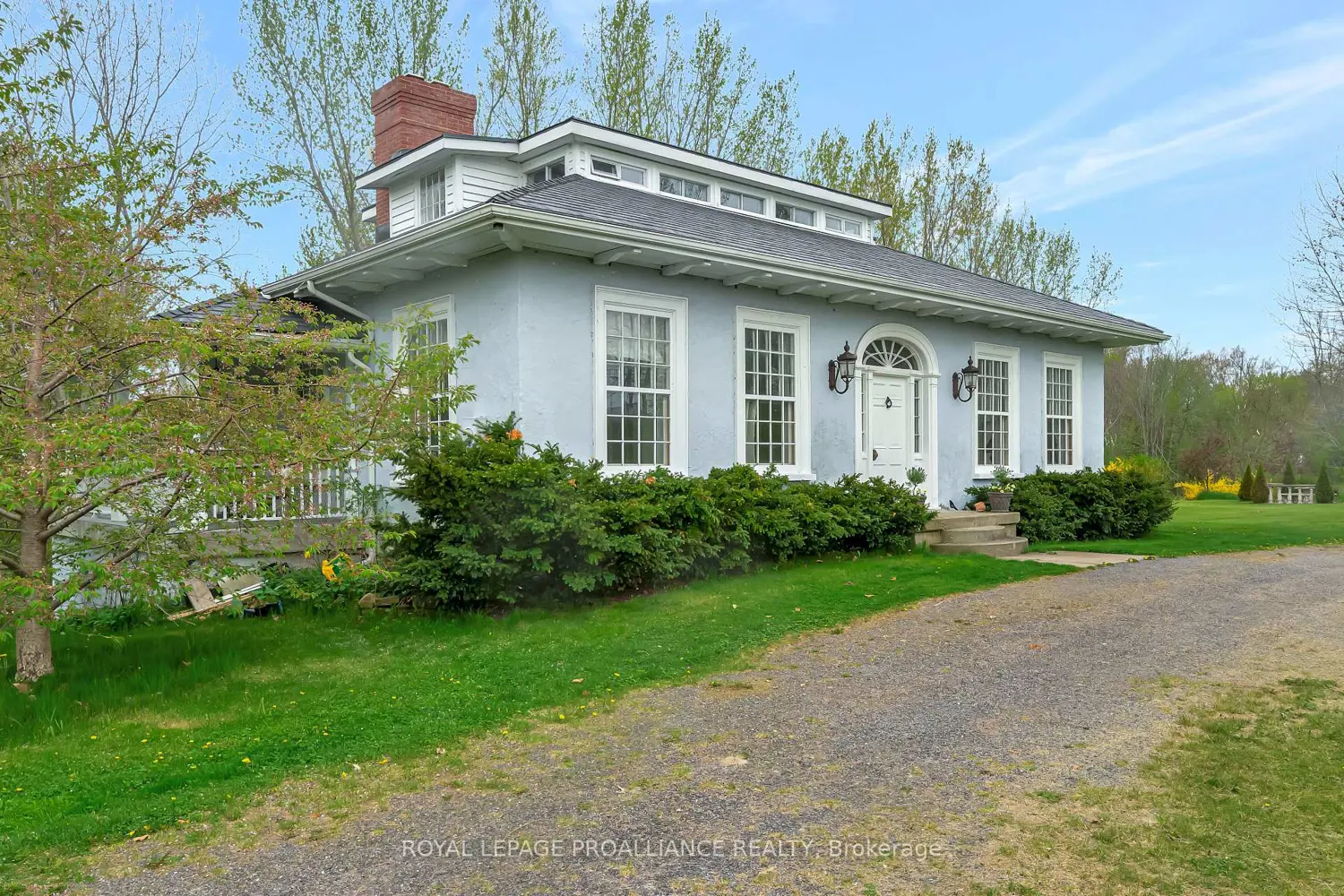 1479 Lakeside Drive photo 3