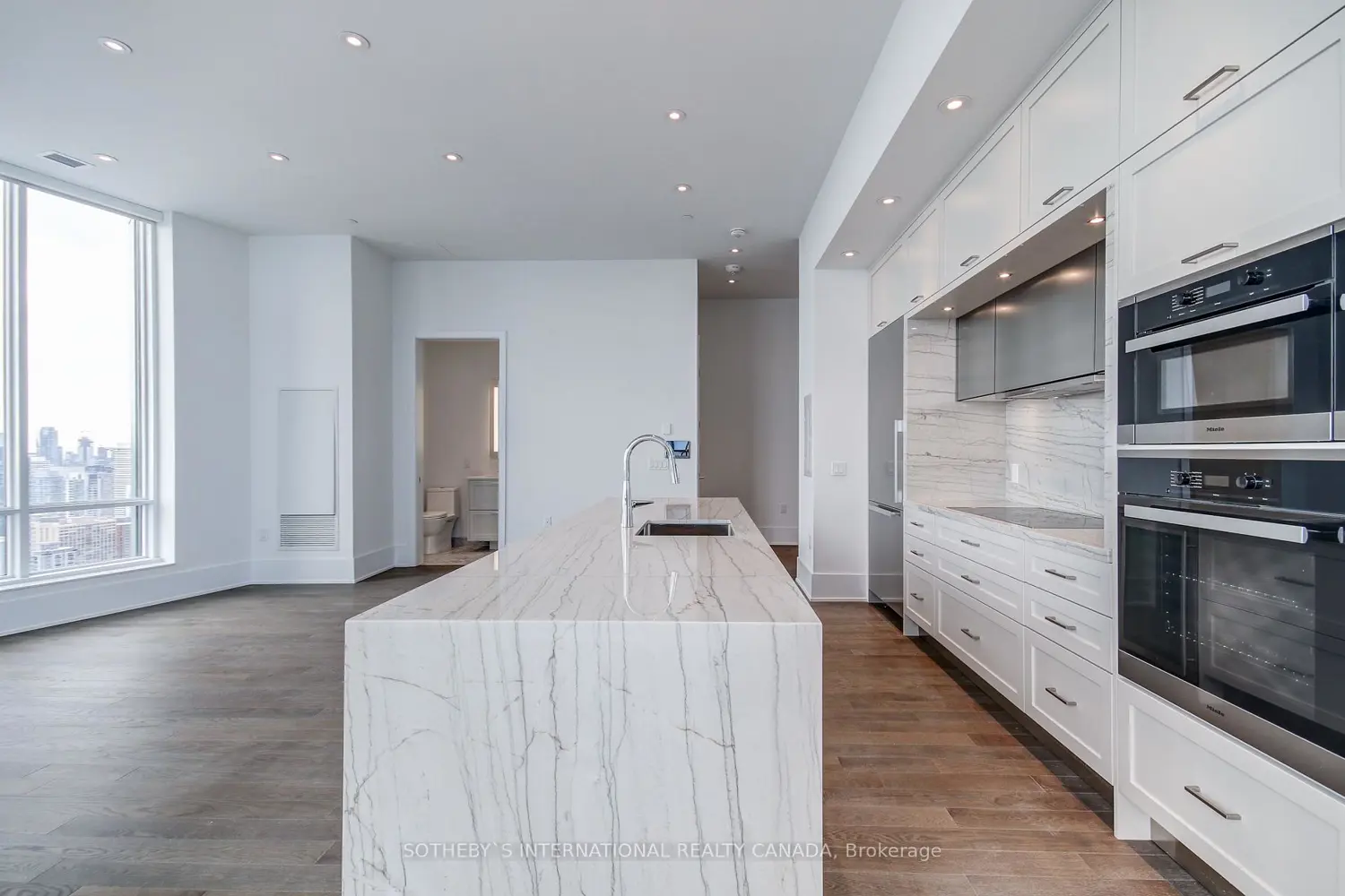 575 Bloor Street Ph07 photo 5