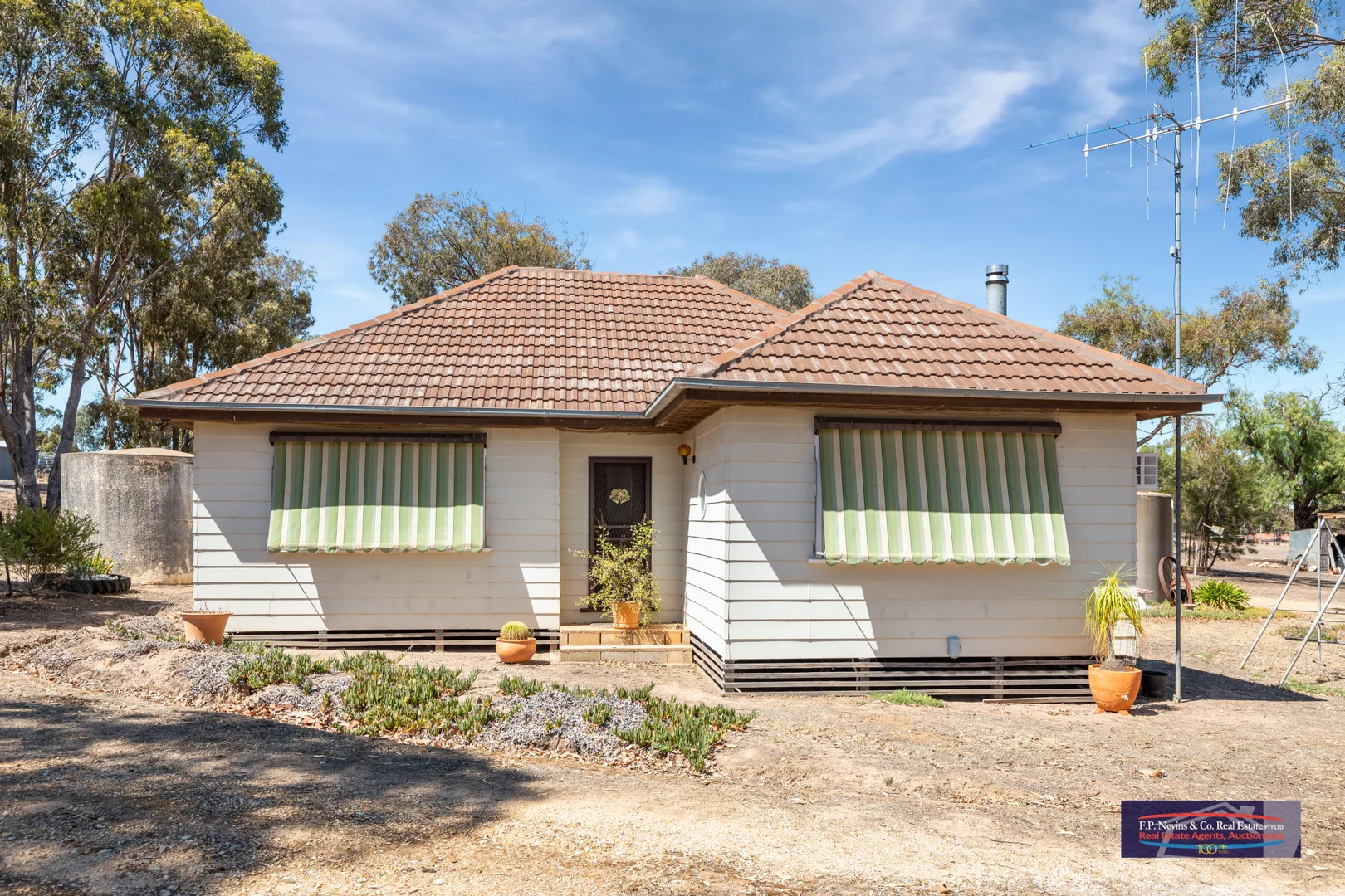 Additional image 2 of 22 Clifden Lane, Wedderburn VIC 3518
