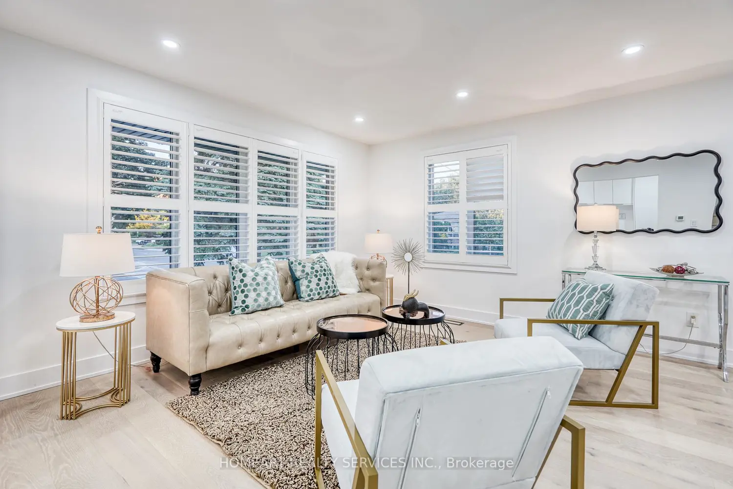 35 Munford Crescent photo 2