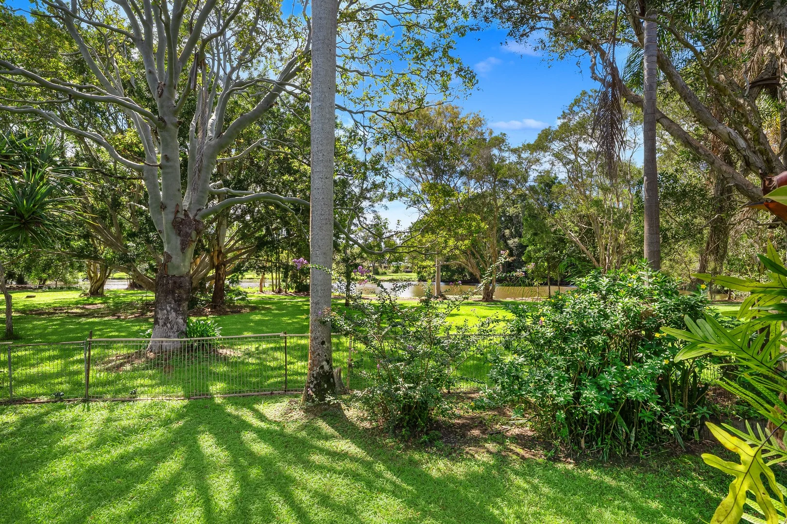 12a Tindara Avenue, Ocean Shores NSW 2483