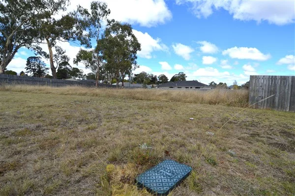 Additional image 4 of 12 Claret Ash Drive, Guyra NSW 2365