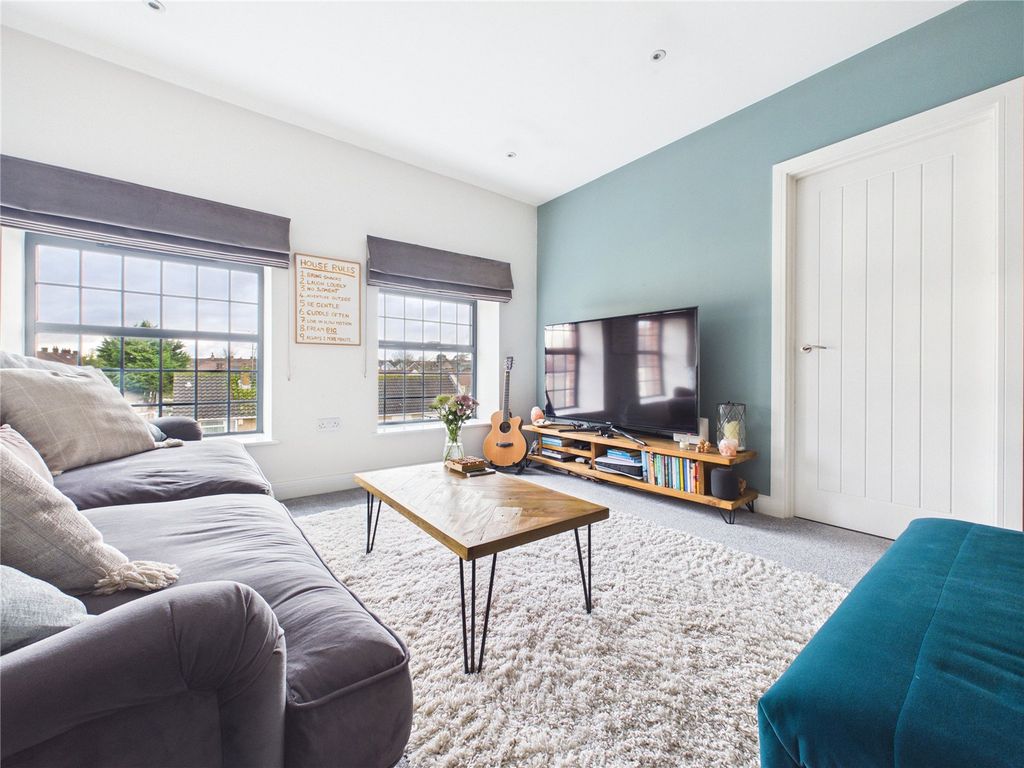 Additional image 5 of 2 bed flat for saleDownend Road, Kingswood, Bristol BS15