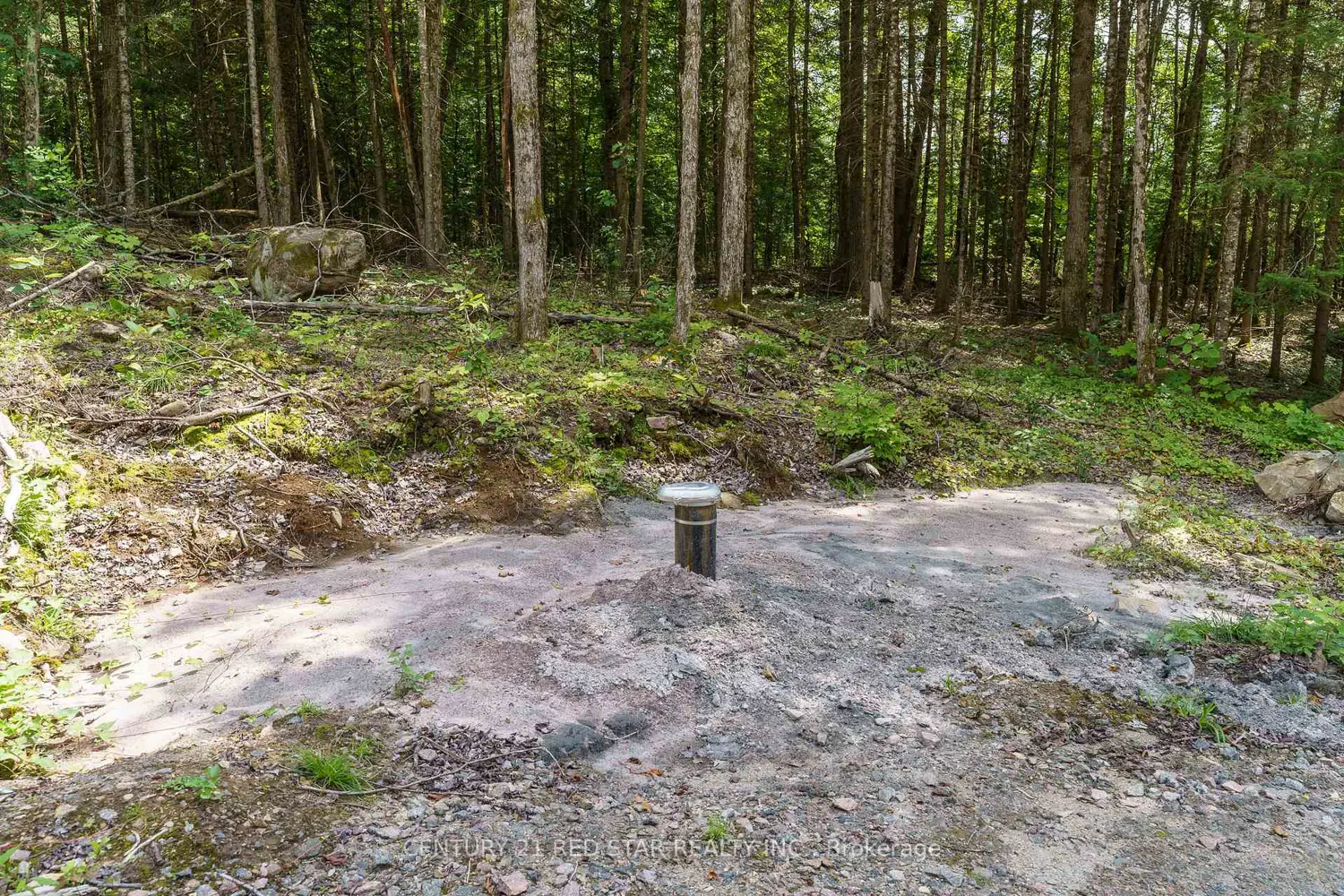 Additional image 8 of 2978 Glamorgan Road