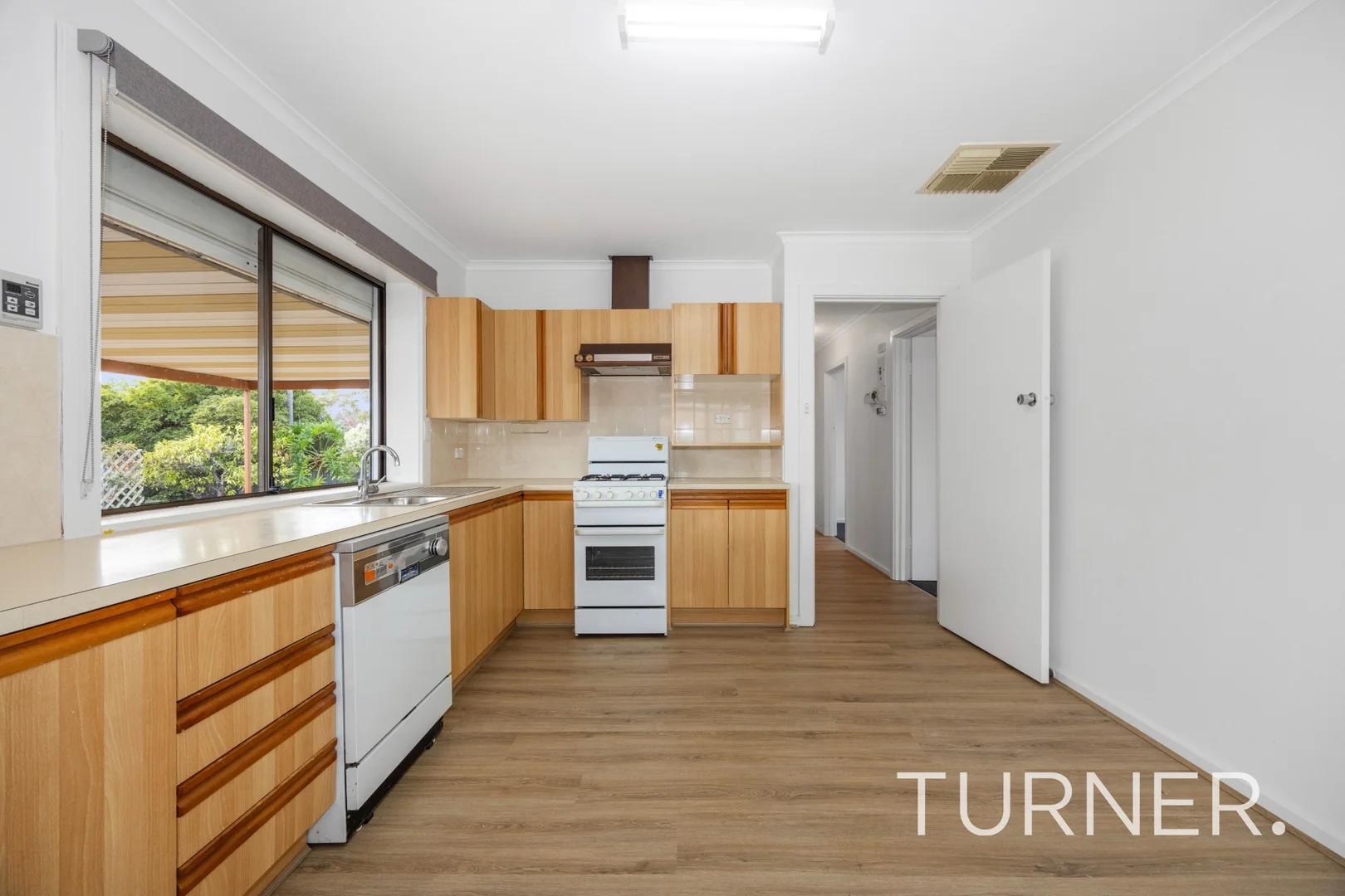 Additional image 5 of 11 Justin Cres, Christie Downs SA 5164