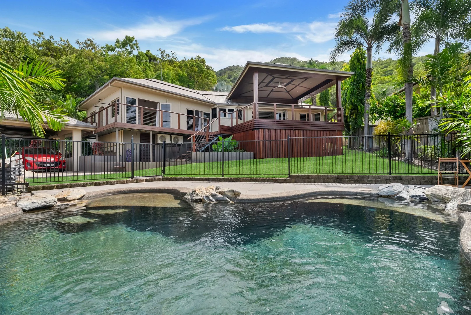 23 Savannah Street, Palm Cove QLD 4879