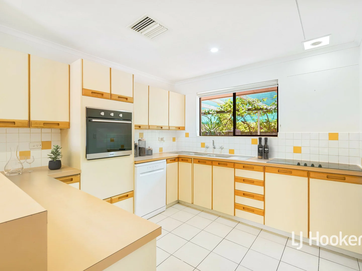 Additional image 7 of 2/19 Nardoo Court, Sadadeen NT 0870