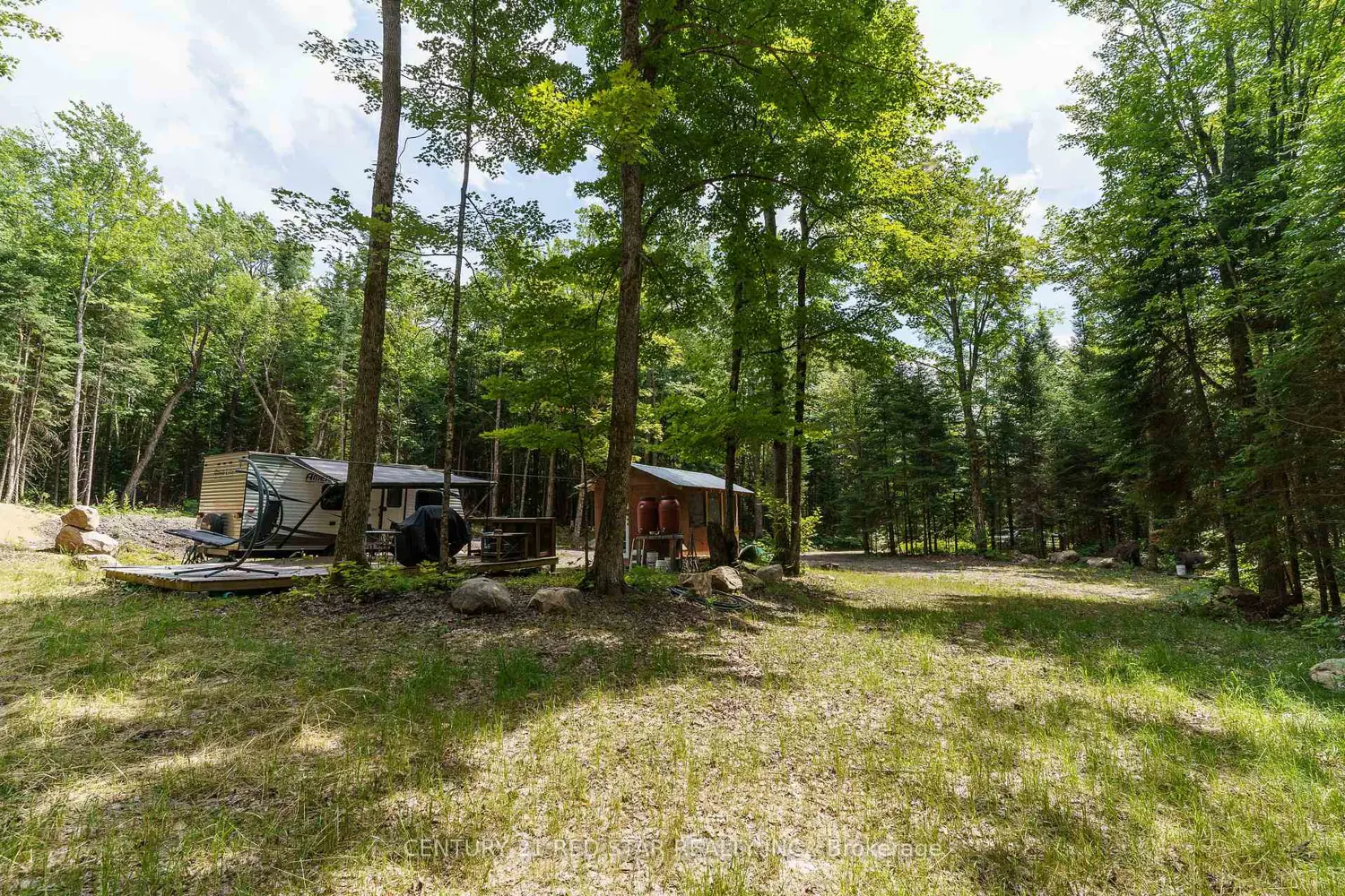 Additional image 5 of 2978 Glamorgan Road