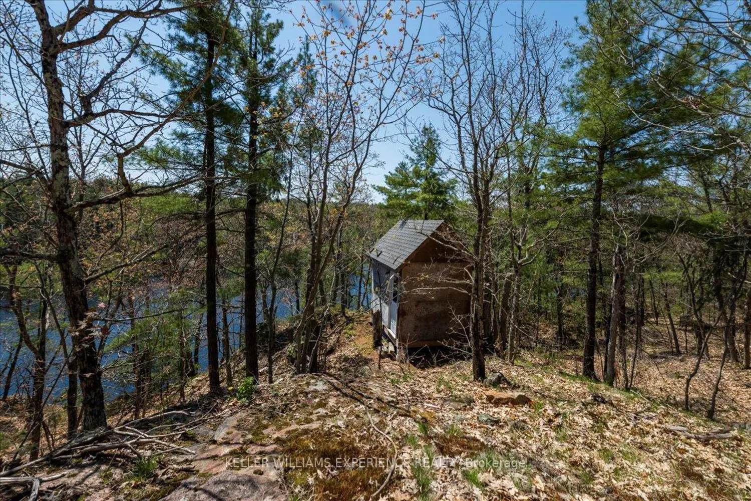 Additional image 6 of 1075 Heintzman Gate