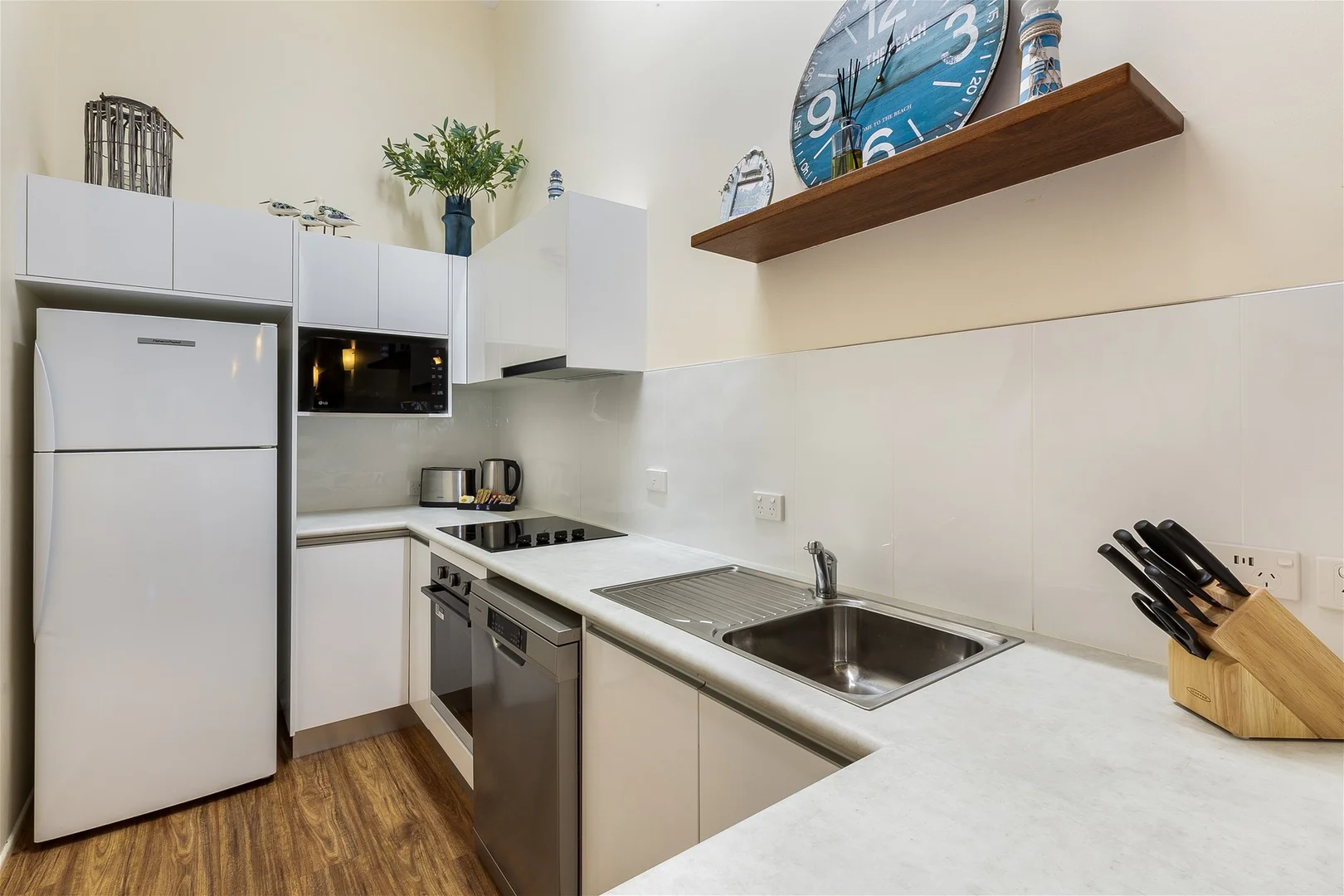 Additional image 3 of 34/26 Bourke Street, Blacks Beach QLD 4740