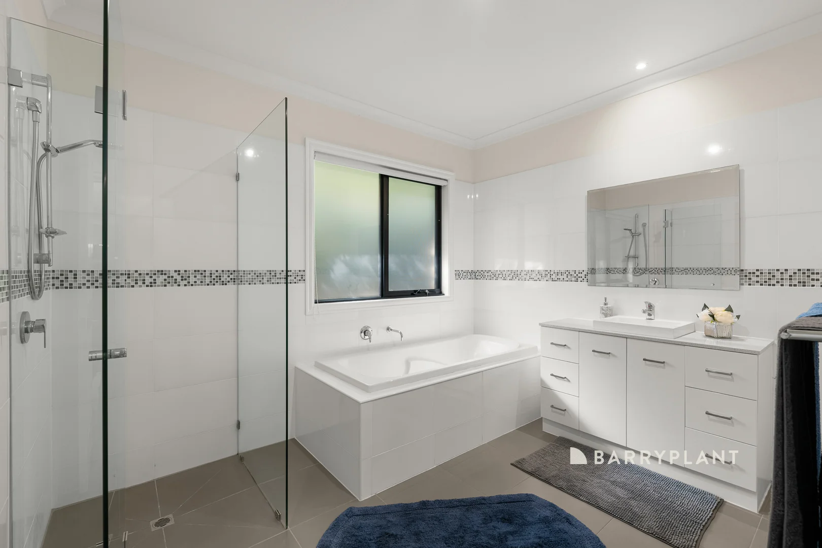 Additional image 14 of 6 Kensington Square, Drouin VIC 3818