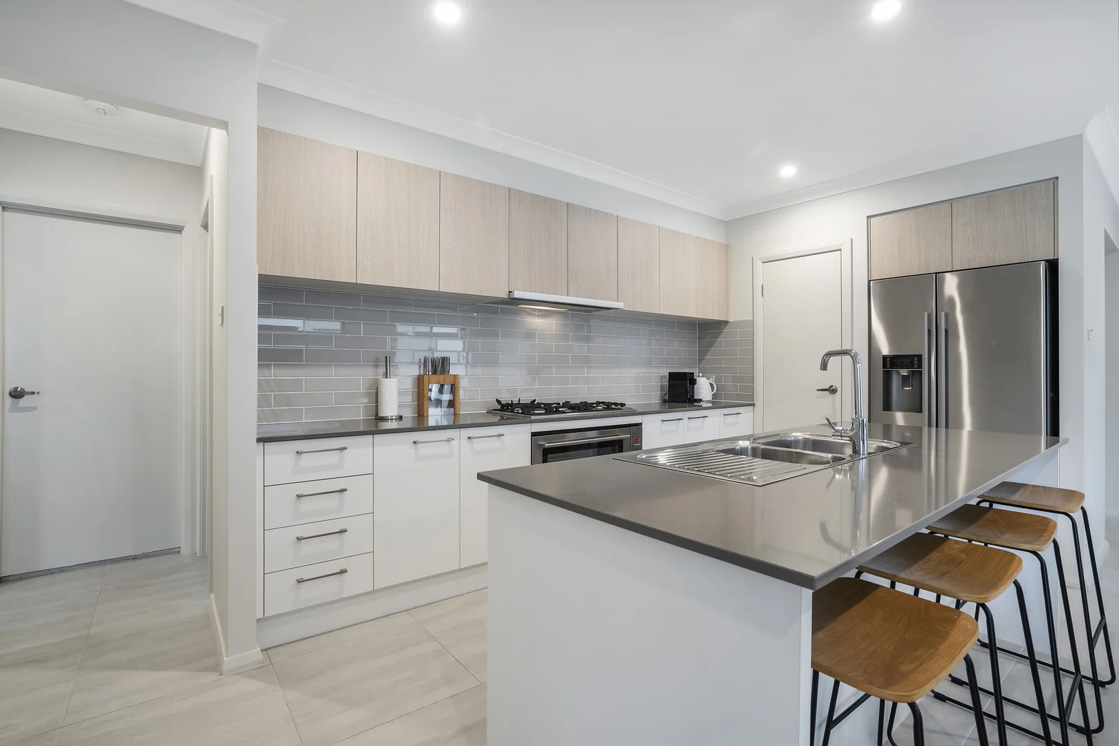 16 Brooker Drive, North Rothbury NSW 2335