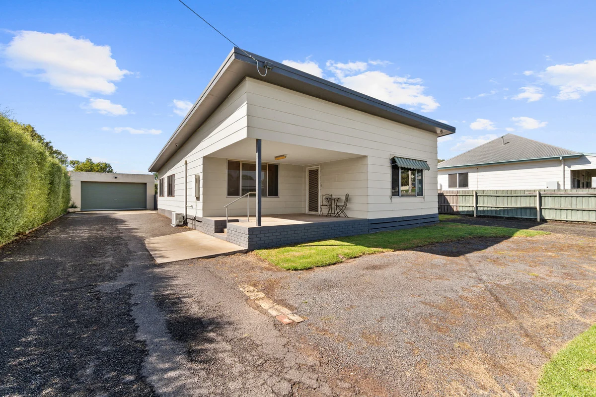 52 Gibney Street, Maffra VIC 3860