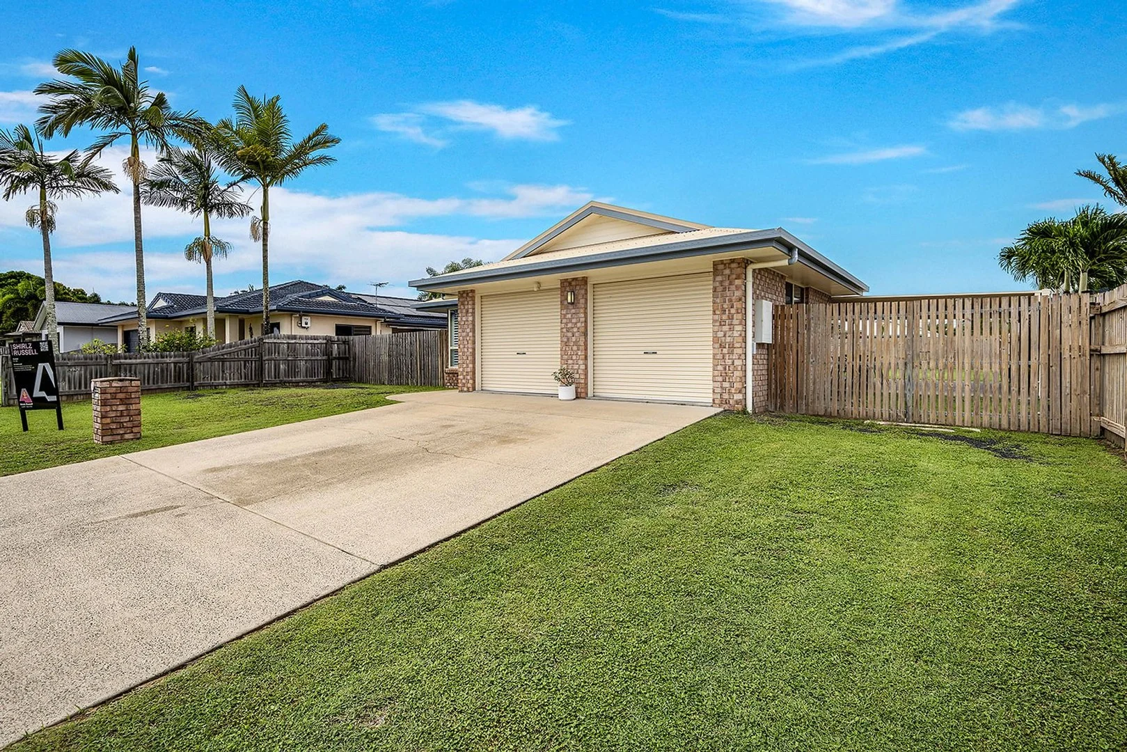 6 Bluewater Court, Bucasia QLD 4750