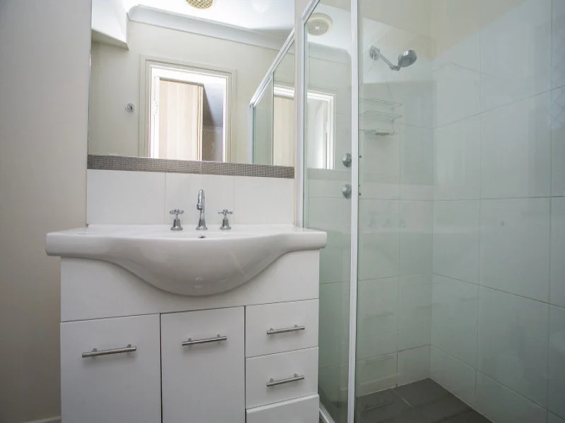 Additional image 11 of 77 Walanna Drive, Karawara WA 6152