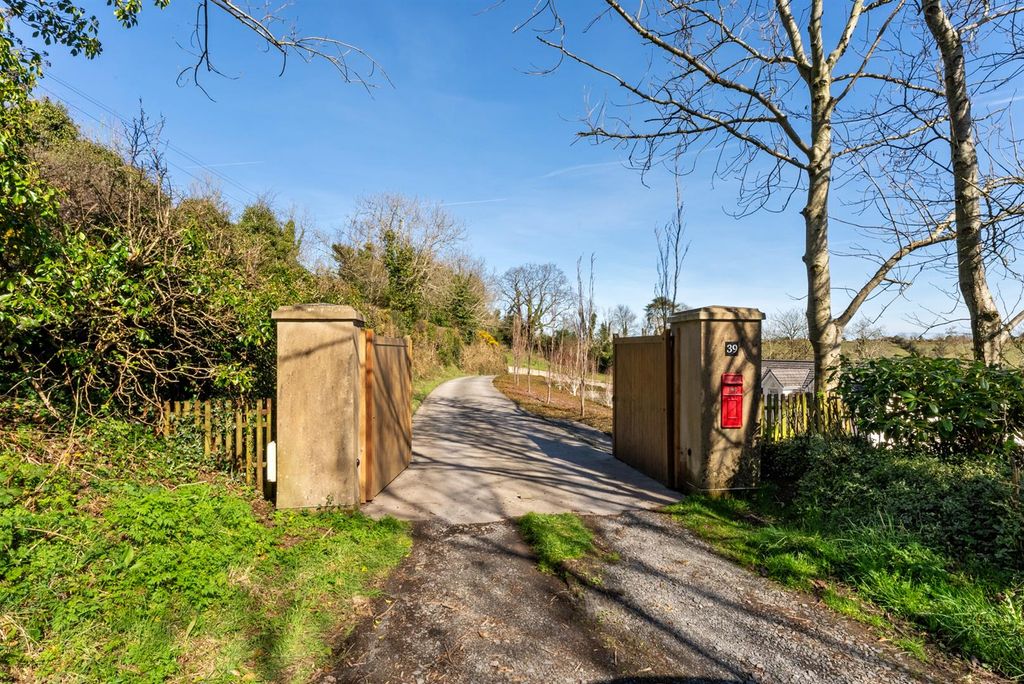 Additional image 2 of 5 bed detached house for sale39 Cherryhill Road, Ballynahinch BT24