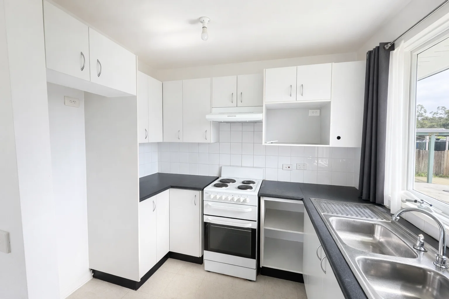 Additional image 3 of 6 Elizabeth Way, Airds NSW 2560