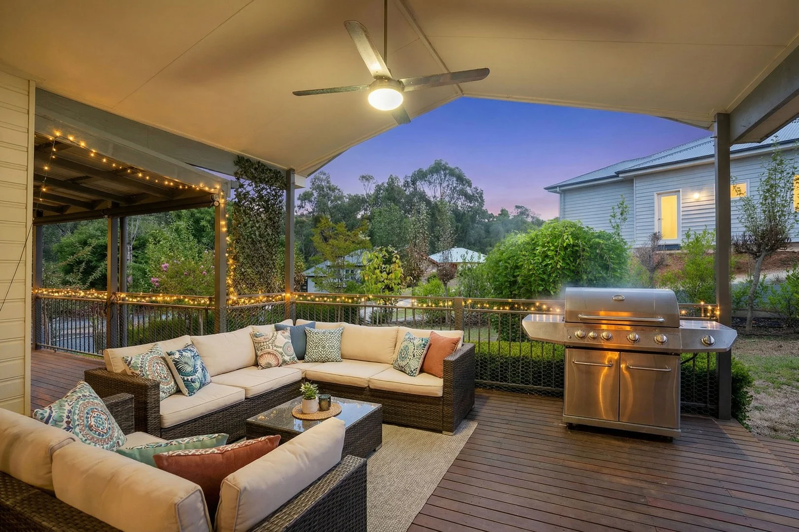 12 MCEVOY LANE, Yackandandah VIC 3749