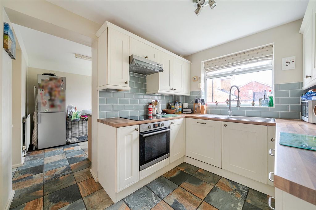Additional image 5 of 4 bed detached house for saleWydford Close, Sherborne, Dorset DT9