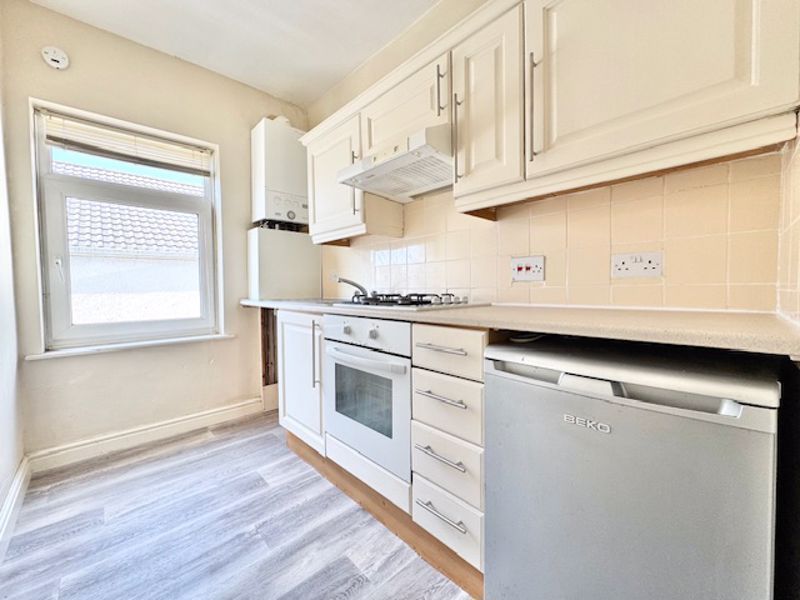Additional image 2 of 1 bed flat for saleHighcliff Road, Cleethorpes DN35