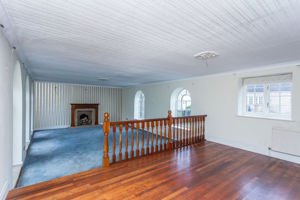 Additional image 8 of 5 bed detached house for saleBroomhouse Lane, Edlington, Doncaster DN12