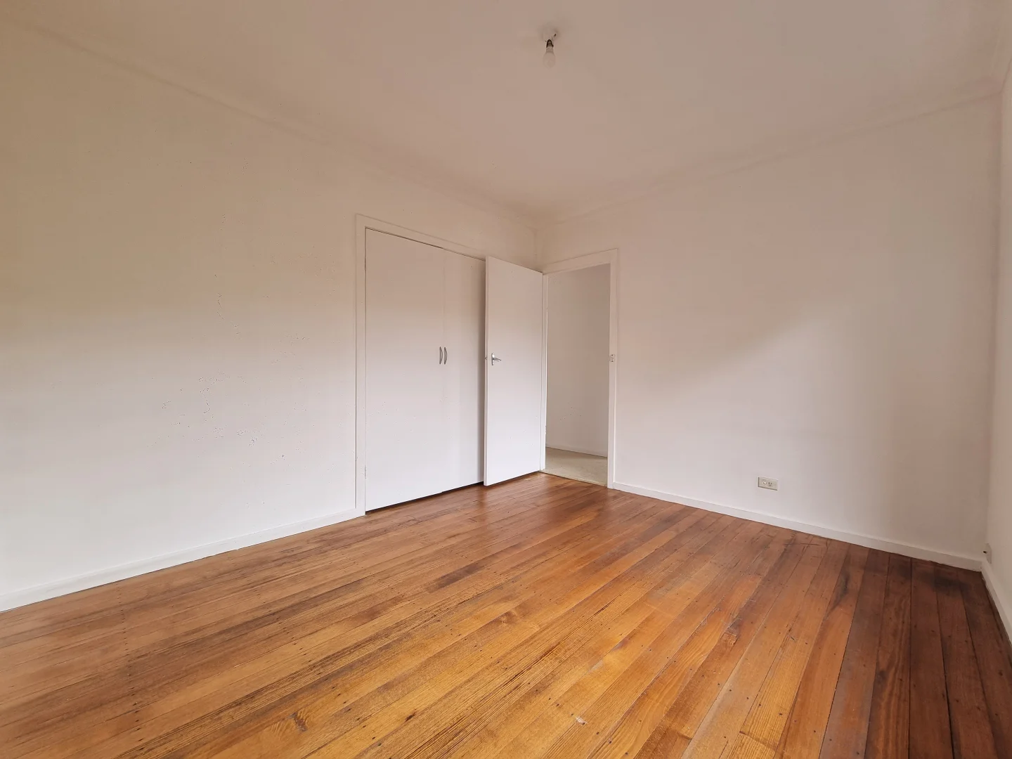 Additional image 6 of 2/81 Ormond Road, Clayton VIC 3168