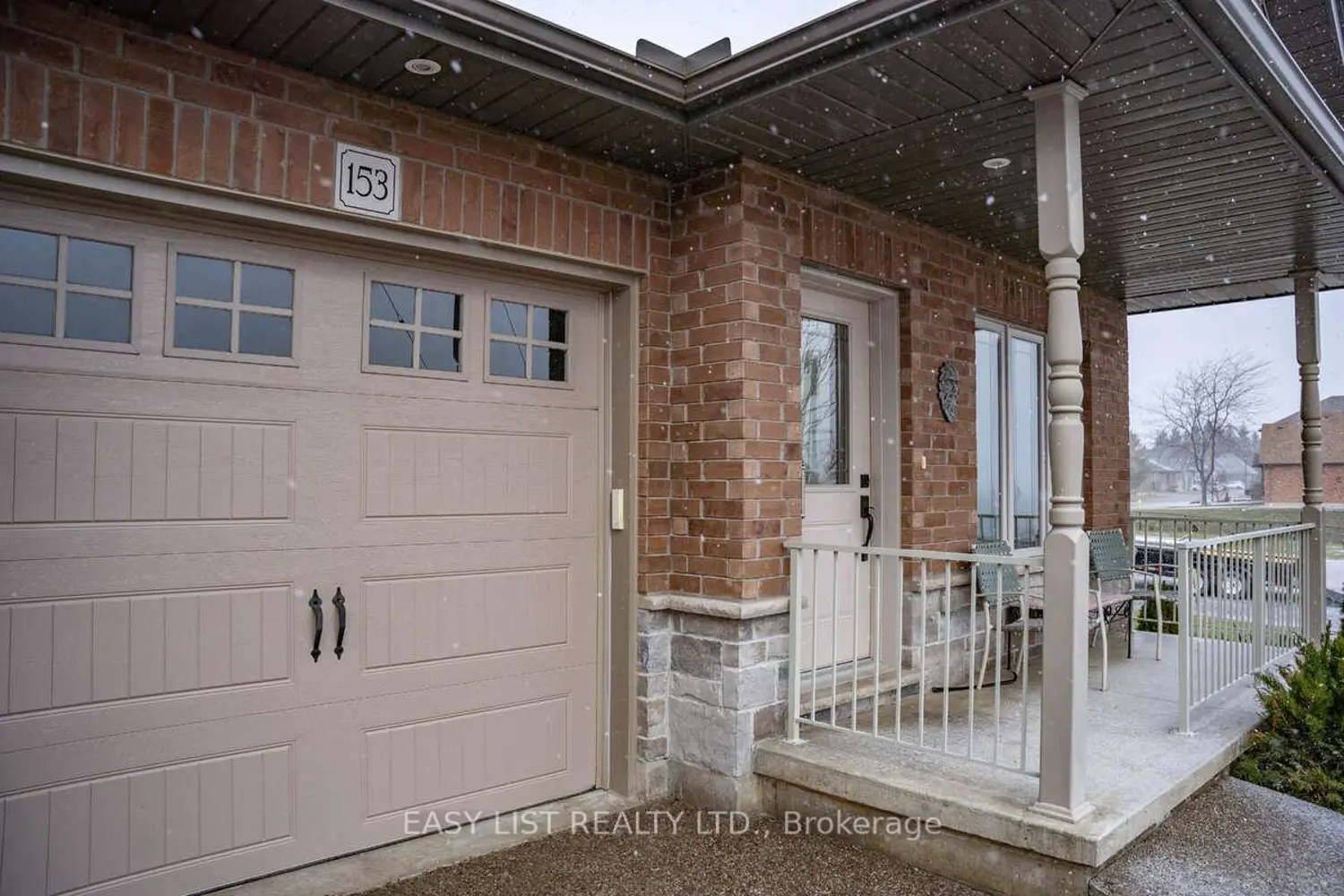 153 Brown Street photo 2