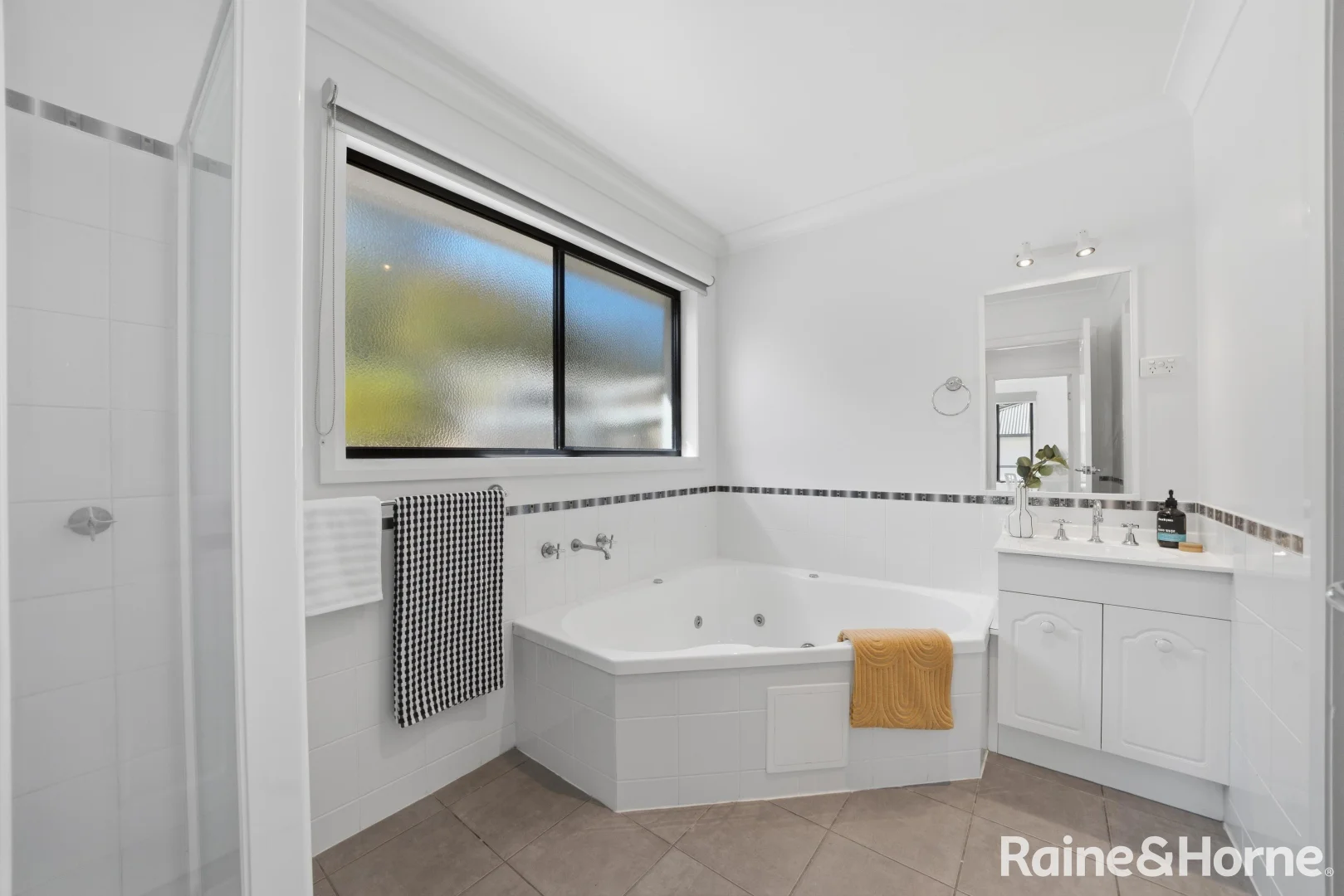Additional image 24 of 3/654 Oceana Drive, Tranmere TAS 7018