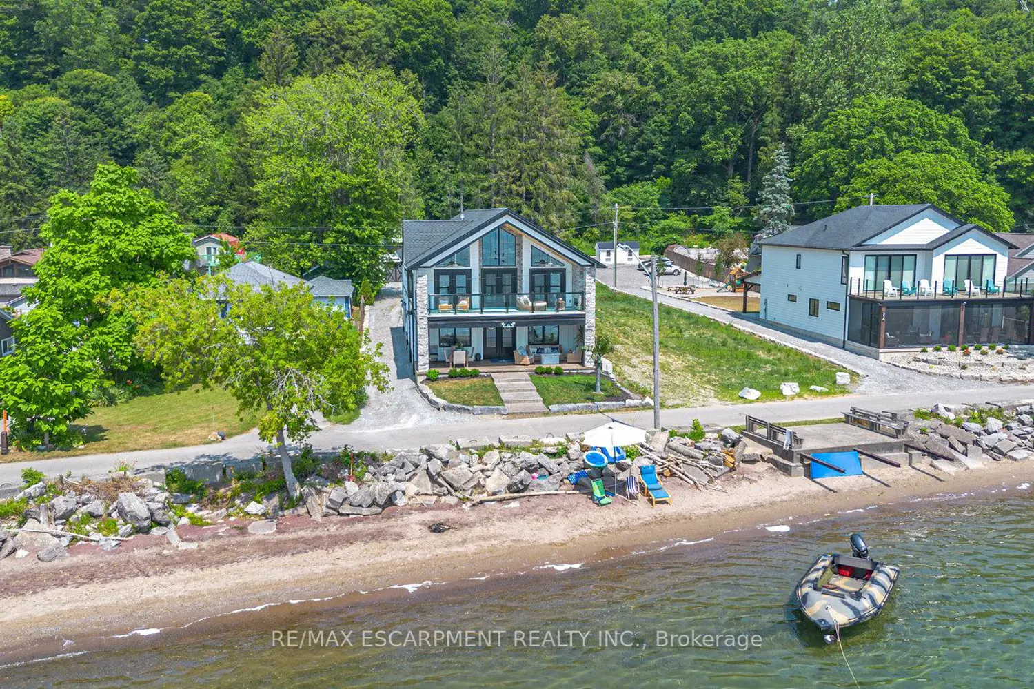 33 Cedar Drive