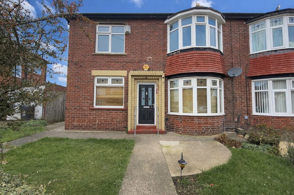 2 bed flat for saleClosefield Grove, Whitley Bay NE25