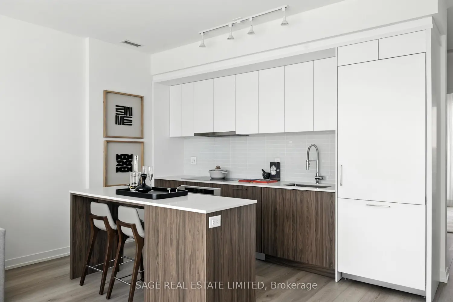 Additional image 5 of 863 St Clair Avenue 808