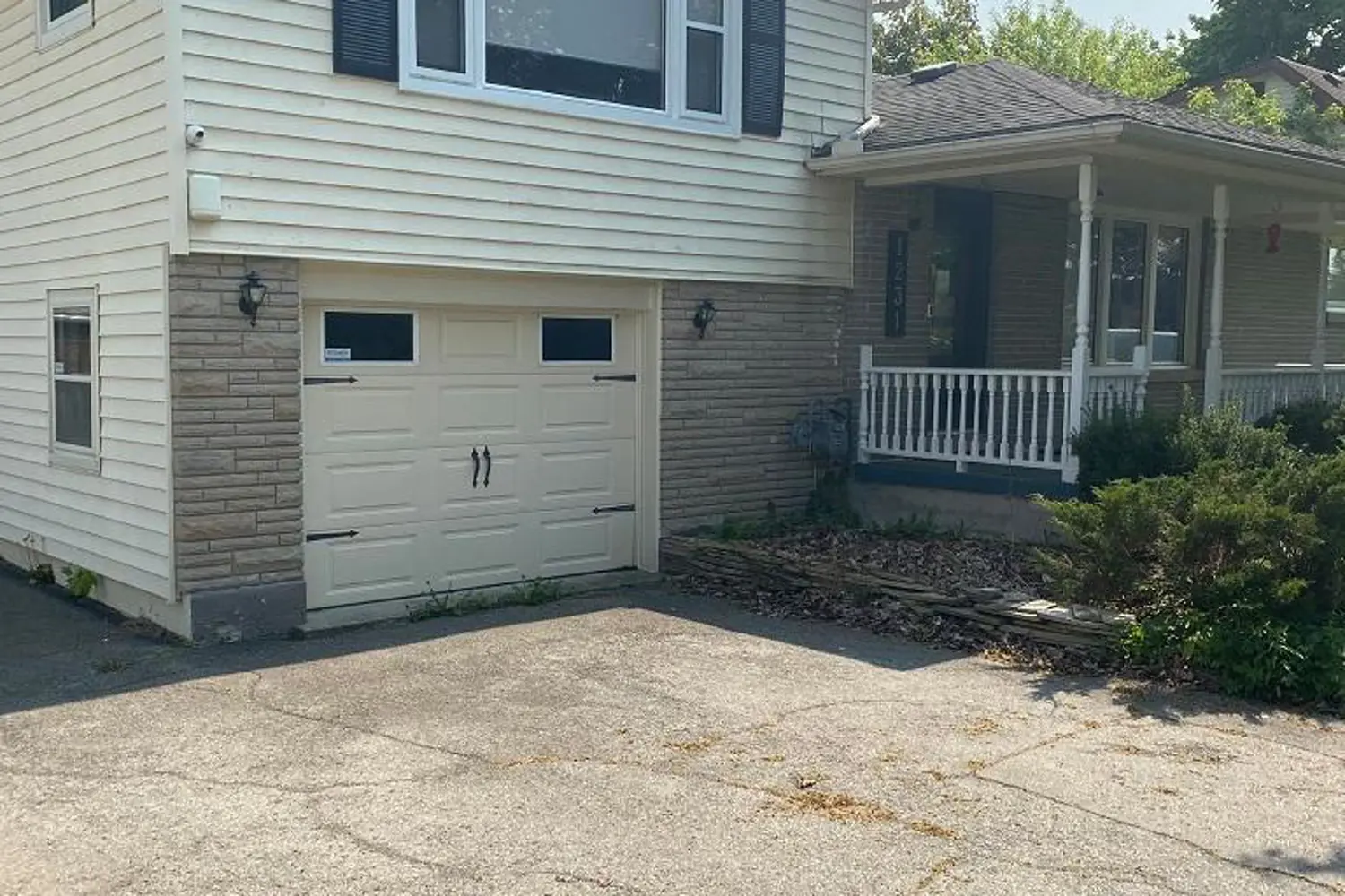 1231 Sunningdale Road