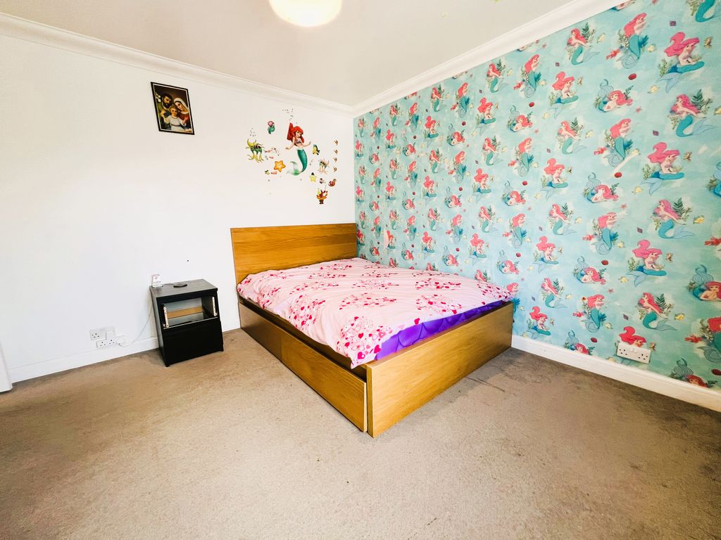 Additional image 12 of 2 bed terraced house for salePemberton Road, Slough SL2