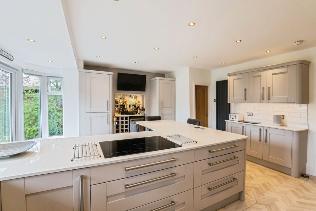 Additional image 6 of 5 bed semi-detached house for saleMythop Road, Lytham St. Annes FY8