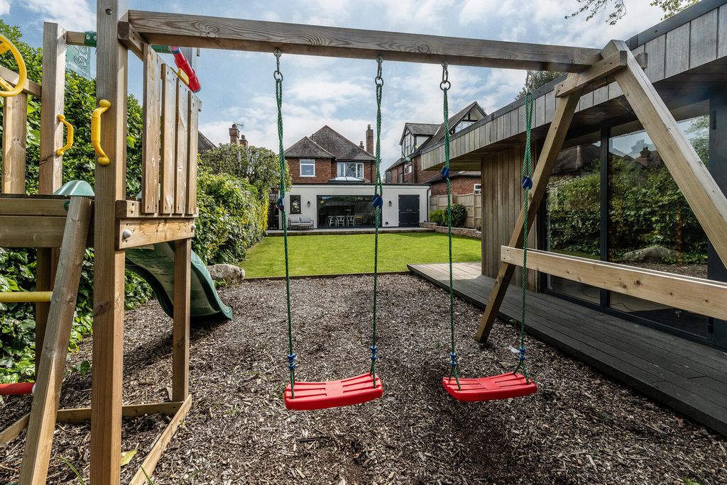 Additional image 21 of 4 bed detached house for saleHarrow Road, West Bridgford NG2