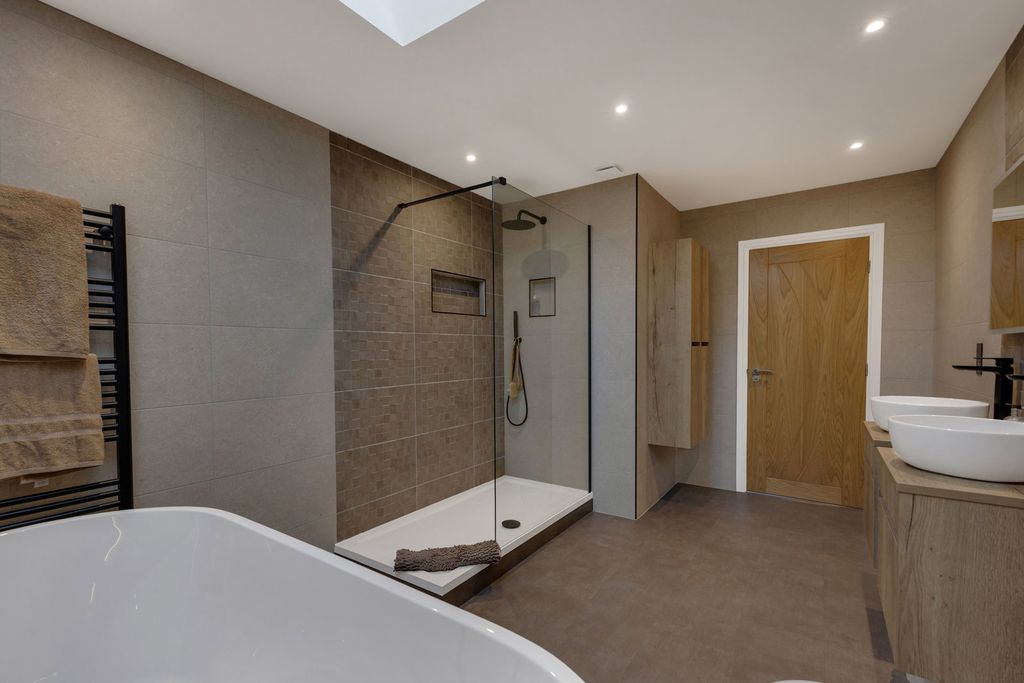 Additional image 28 of 5 bed detached house for saleHolling Moor Lane, Wickersley, Rotherham S66