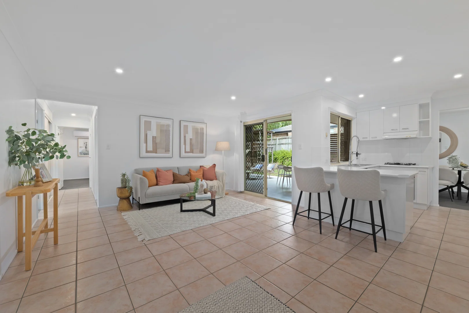 Additional image 5 of 70 Reginald Avenue, Arana Hills QLD 4054
