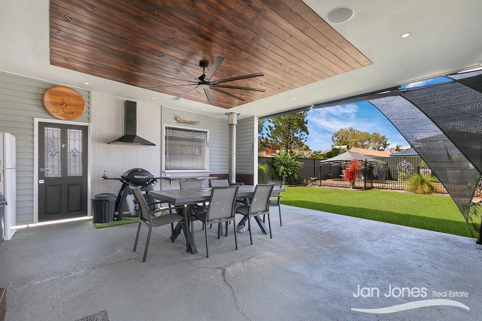 Additional image 13 of 107 Eversleigh Road, Scarborough QLD 4020