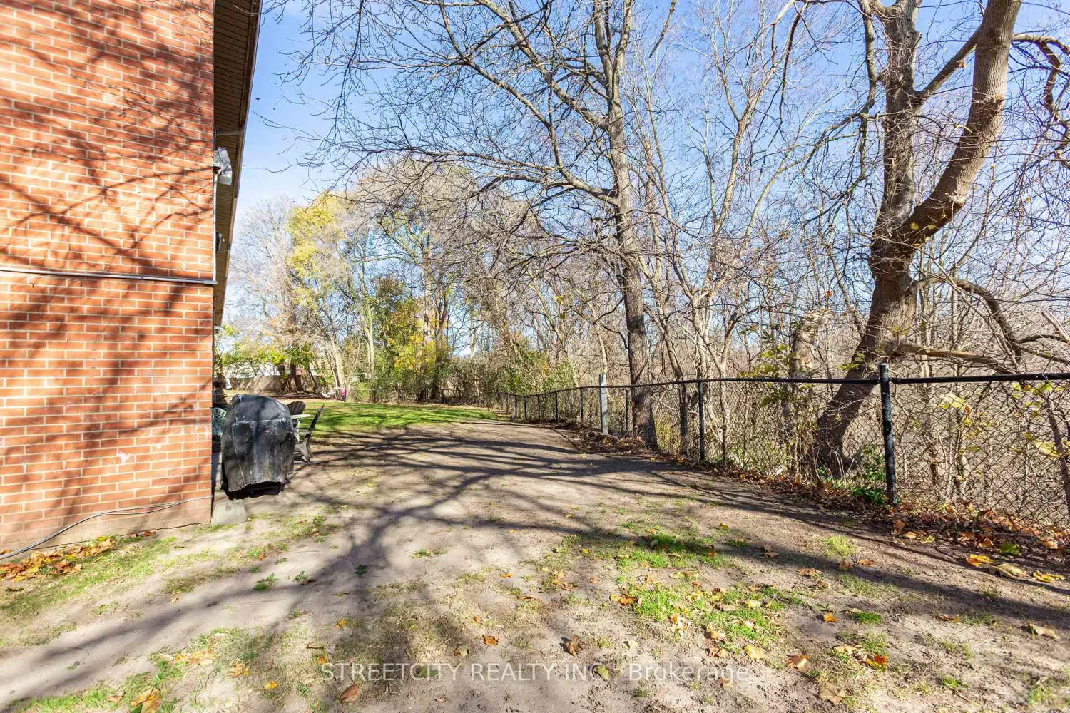 Additional image 19 of 1172 Hamilton Road 210
